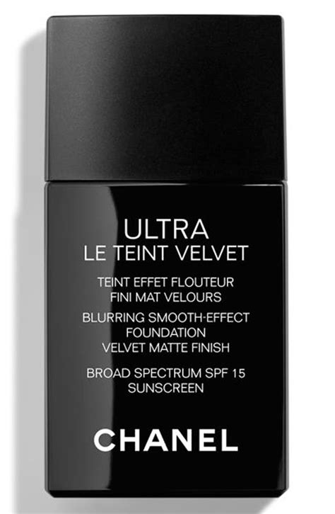 ULTRA LE TEINT VELVET Blurring Smooth